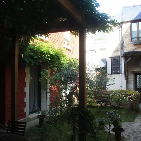 Le Refuge Des Cordeliers * Laon